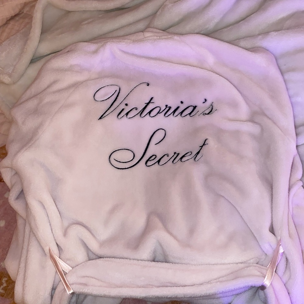 Victoria's Secret light pink Plush Robe
